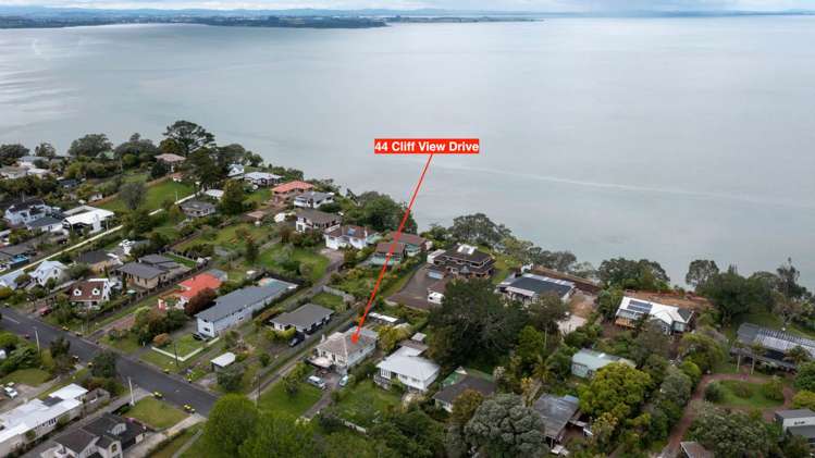 44 Cliff View Drive_5