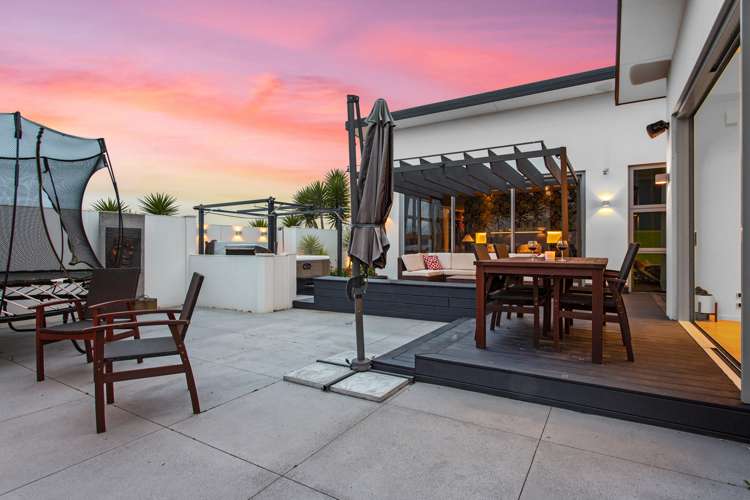 1 Te Waihora Street Pegasus_12