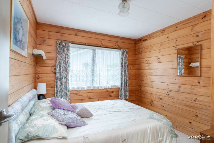 44a Larchmont Grove Totara Park_8