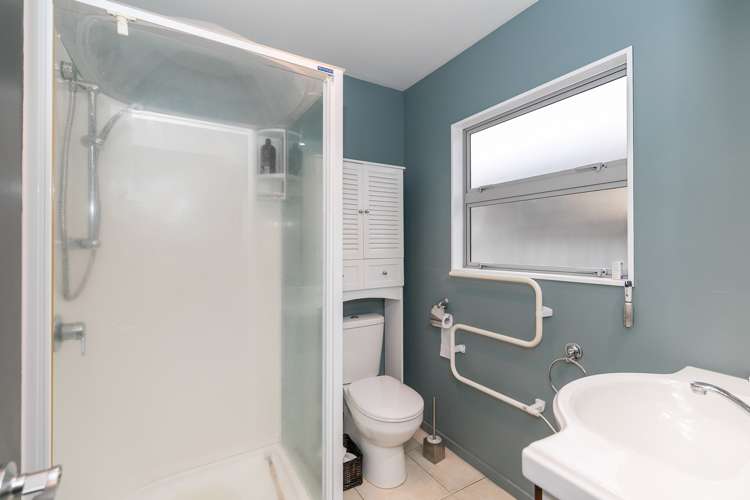 4 Kirk Close Rototuna_9