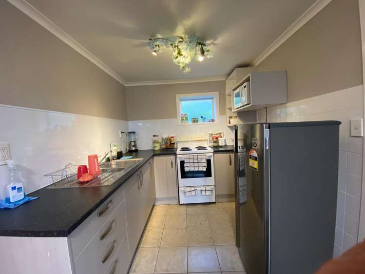 1/50A Sole Avenue Bell Block_1