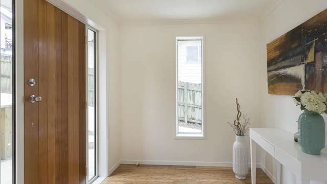 19B Te Atatu Road Te Atatu South_1