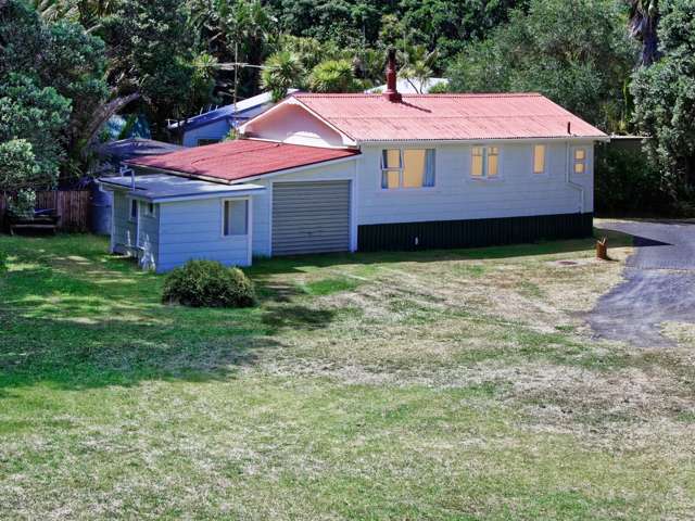 112 Garden Road Piha_2