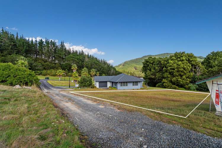 62 Pinehurst Drive Hikuai_2
