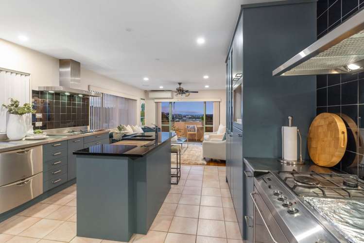 23 Lobelia Rise Goodwood Heights_5