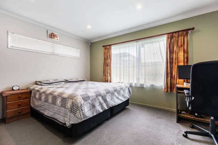 15 Ritchie Crescent Takanini_8