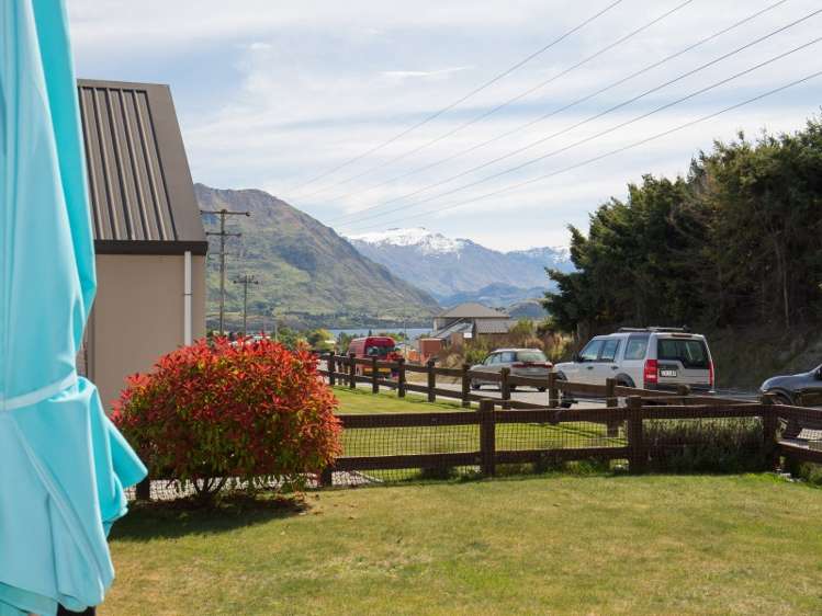 345 Aubrey Road Wanaka_6