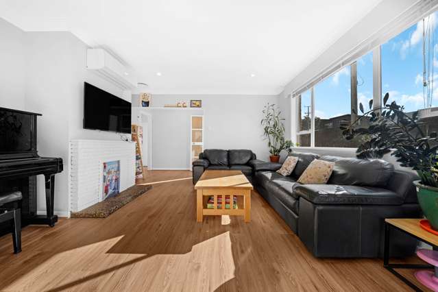 11 Tirimoana Road Te Atatu South_3
