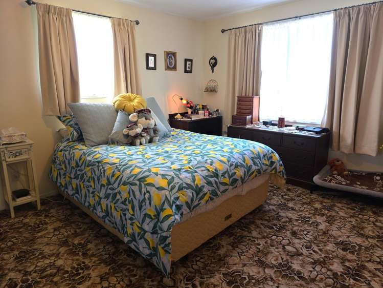 17 Pine Tree Road Kaniere_7