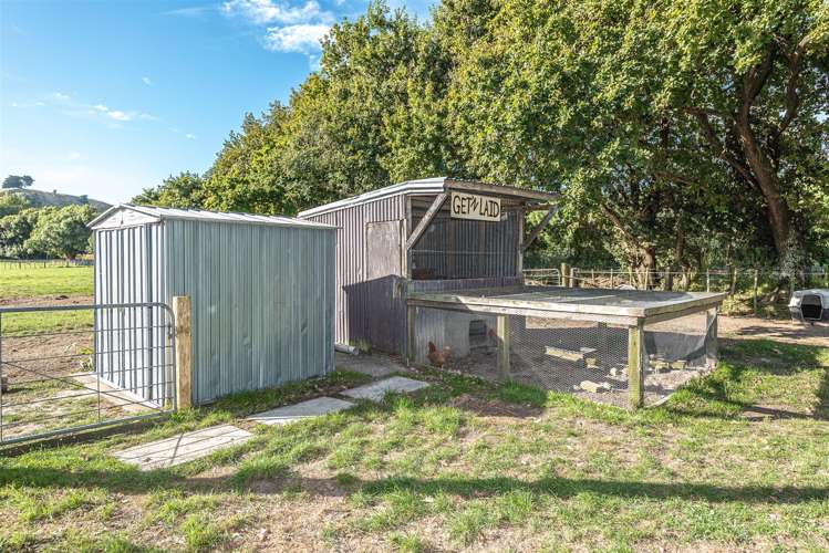 2526 State Highway 3 Turakina_12