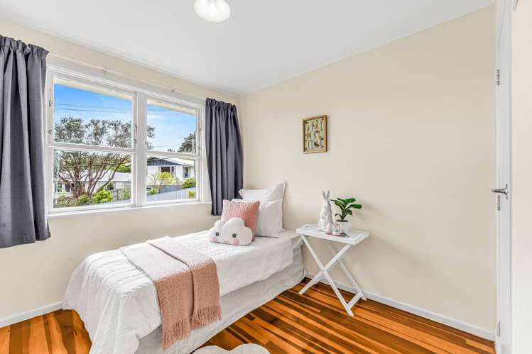 11 Beazley Ave Paparangi_11