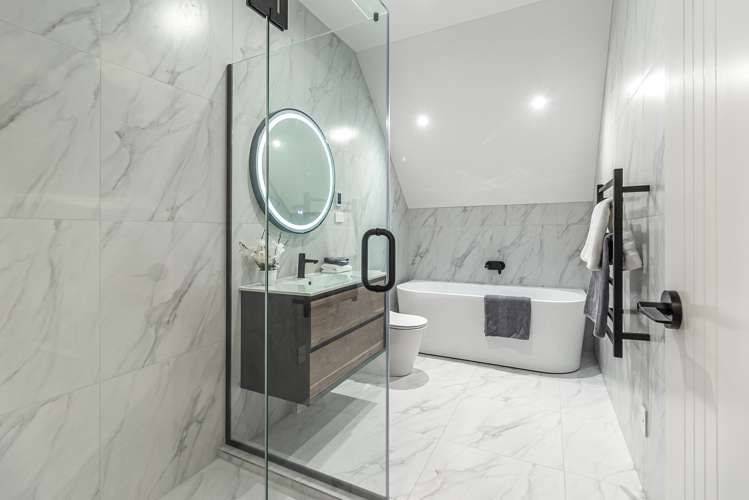 12a Range View Road Mount Albert_15