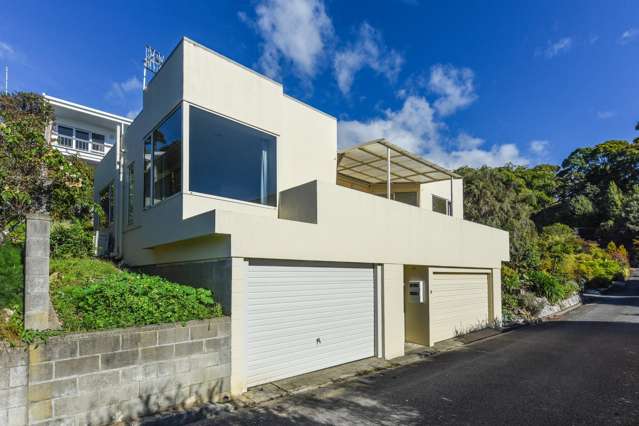 Breathtaking Sea Views, Room to Modernise!