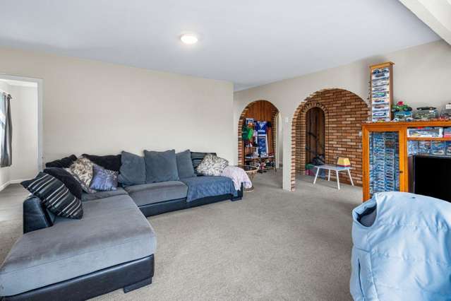 35 Ontario Place Wainoni_2