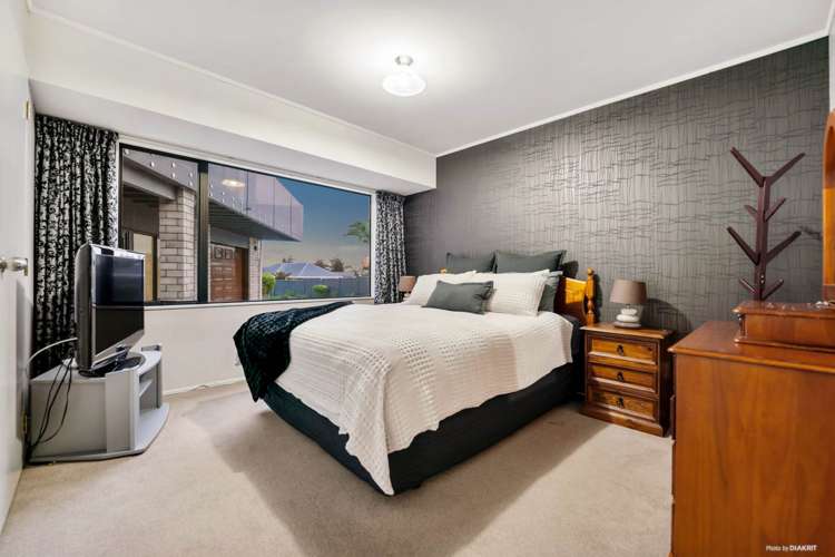 2 Tua Place Favona_10