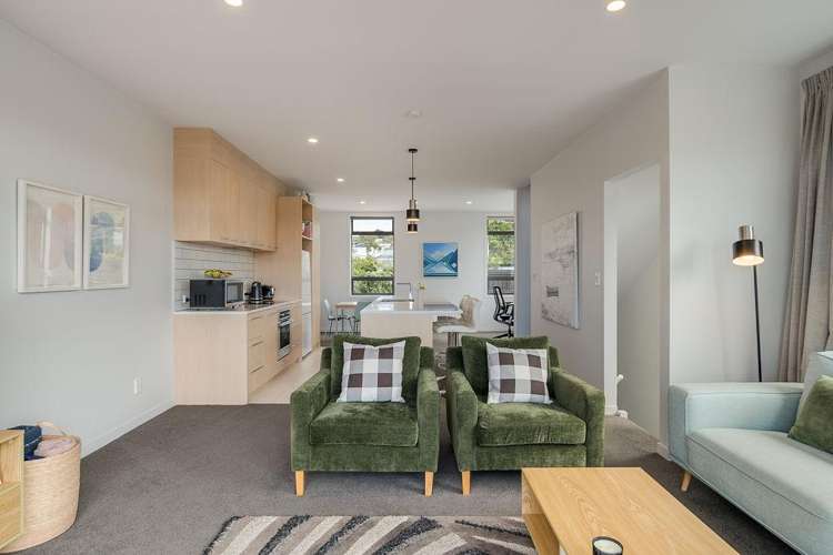 14/30 Monowai Road Johnsonville_4