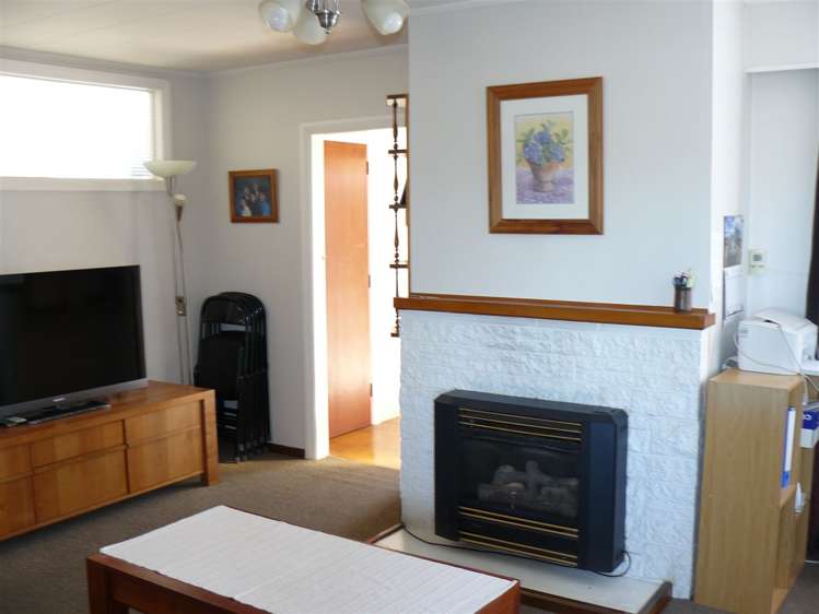 62 Grants Road Marchwiel_3