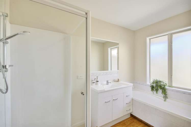 51 Showgate Avenue Sockburn_10