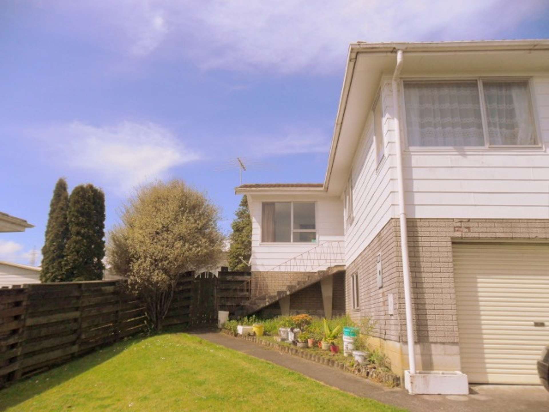 100 The Avenue 1708_0