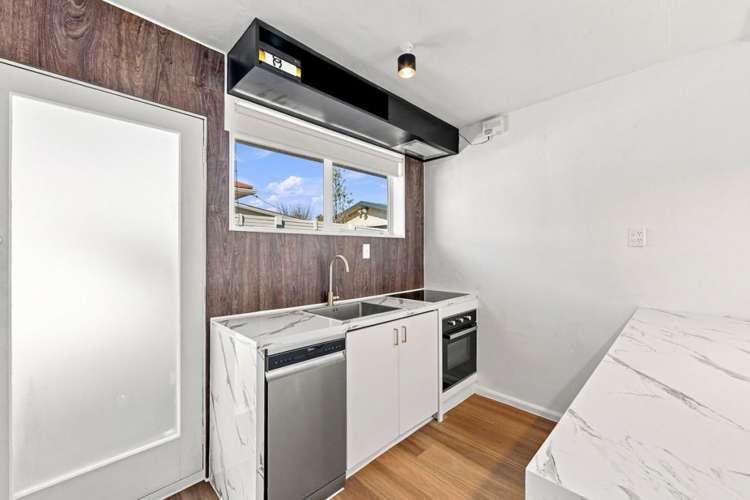 1/12 Gibbon Street Sydenham_16