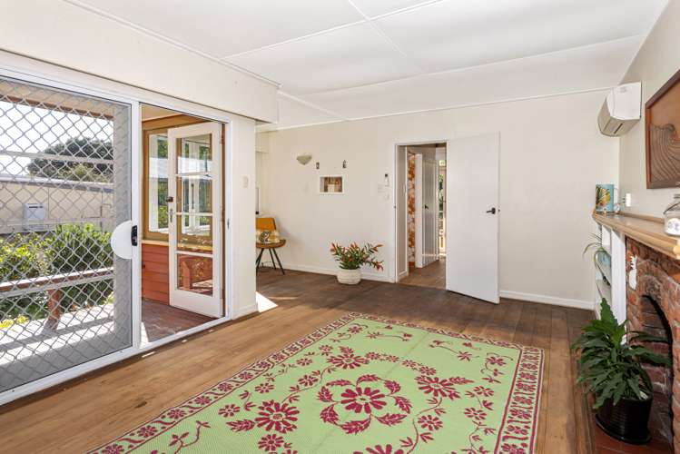 12 Douglas Street Okitu_11