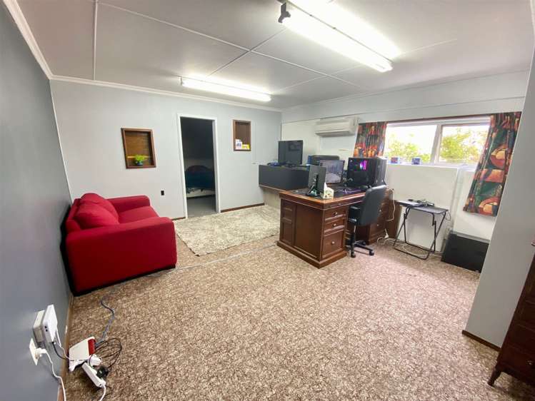 14 Cambridge Street Balclutha_18