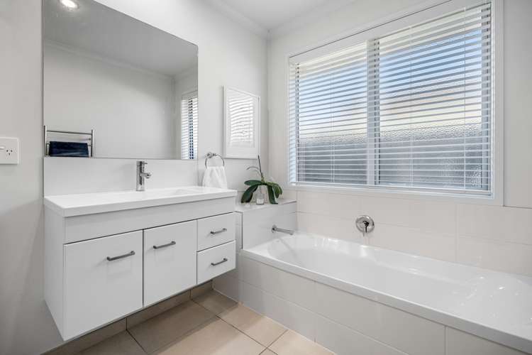 33 Rainey Crescent Papamoa_12