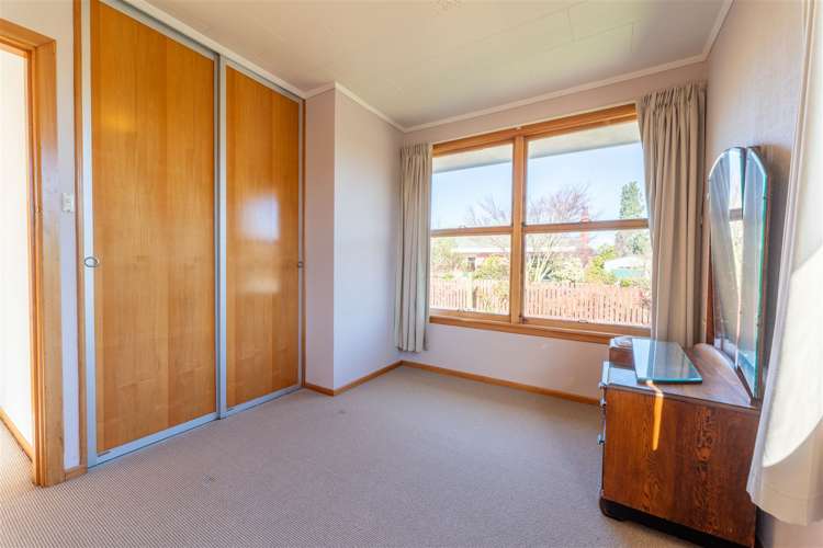 2 George Street Rolleston_8