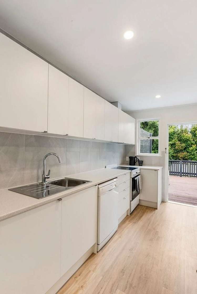 6/134 Edmonton Road Te Atatu South_7