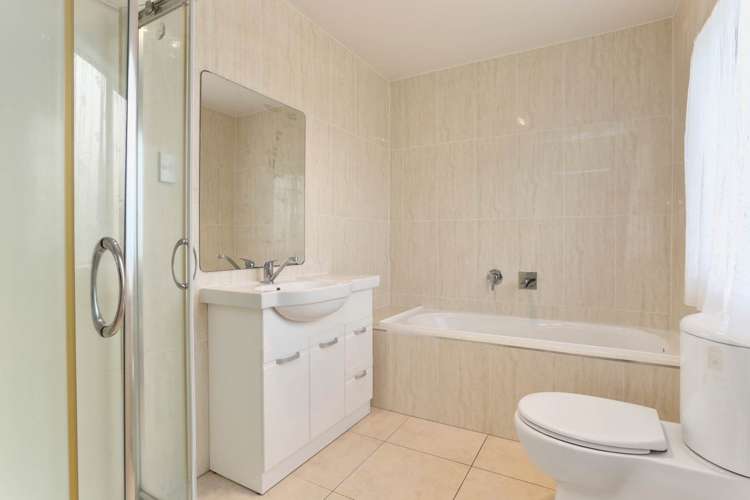 5a Nile Road Kelston_12