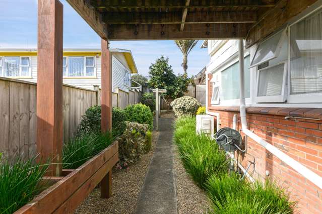 1/24 Grassways Avenue Pakuranga_1