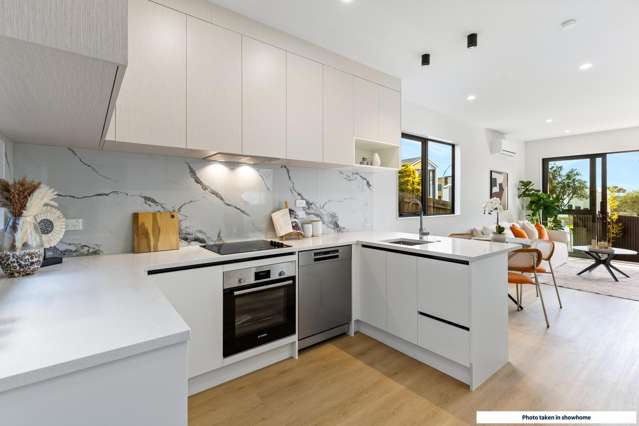 Lot 2/5 South Pacific Place Henderson_3
