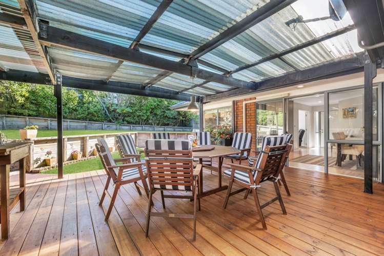 35 Stewart Gibson Place Manurewa_11