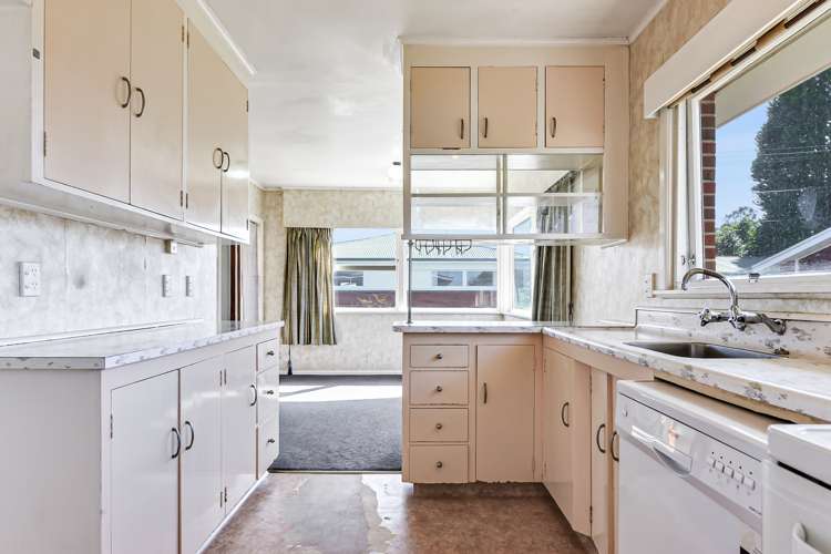 46 Carlyle Avenue Chartwell_8