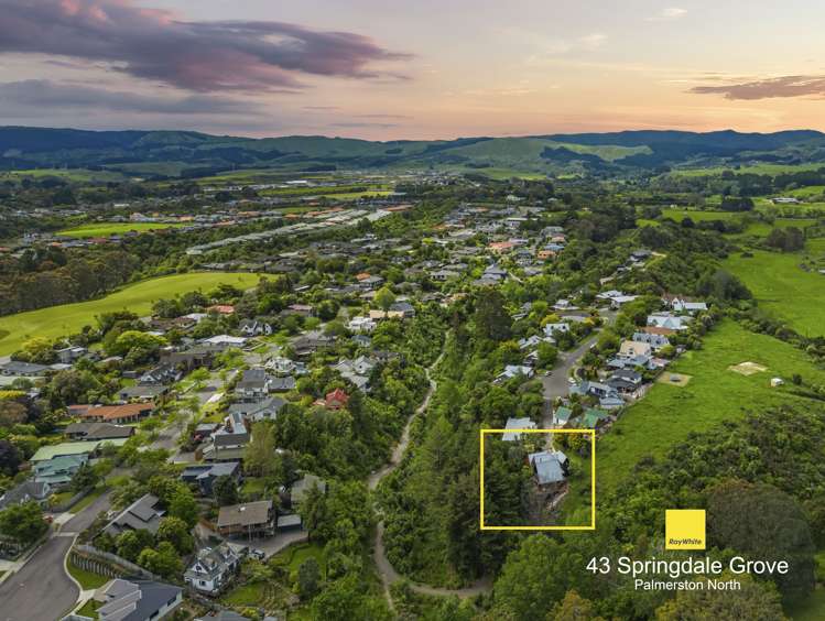 43 Springdale Grove Fitzherbert_40