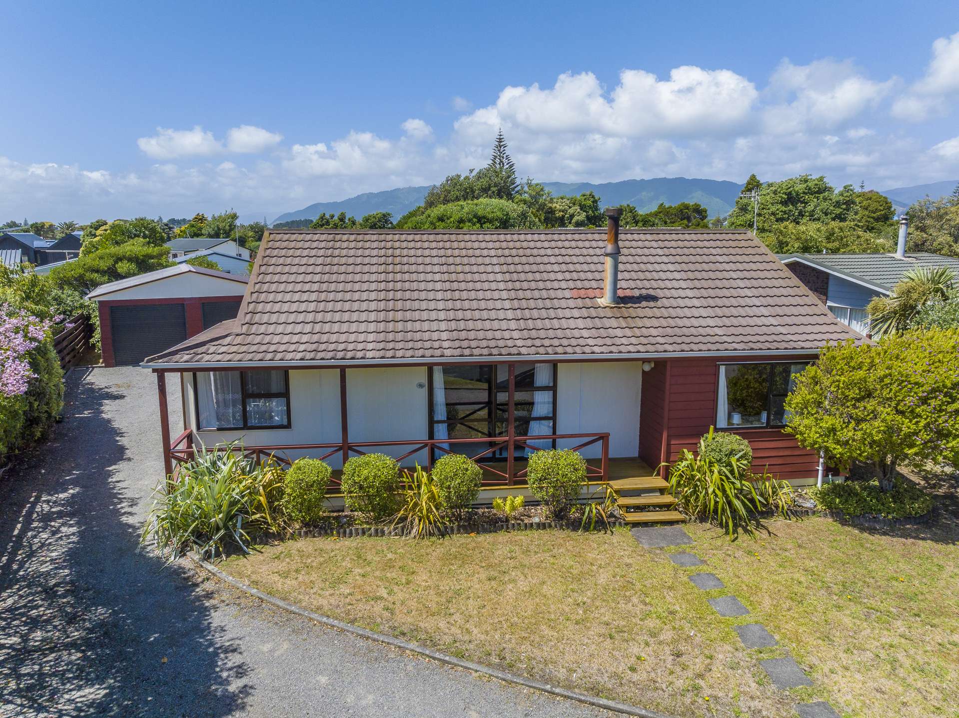 9 Hastings Street Waikanae Beach_0