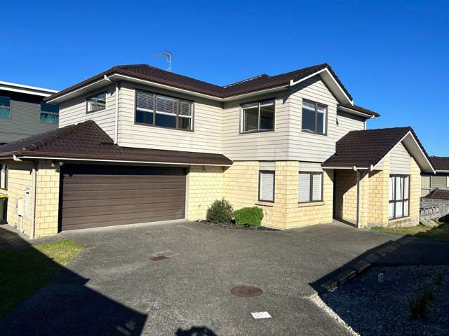Great  Size Family Home in the Heart of Albany