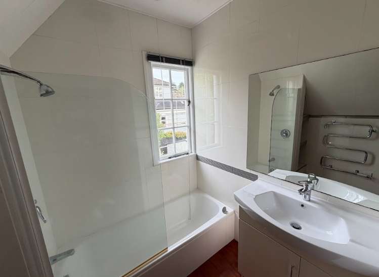 198 Greenlane West Road 1677_11