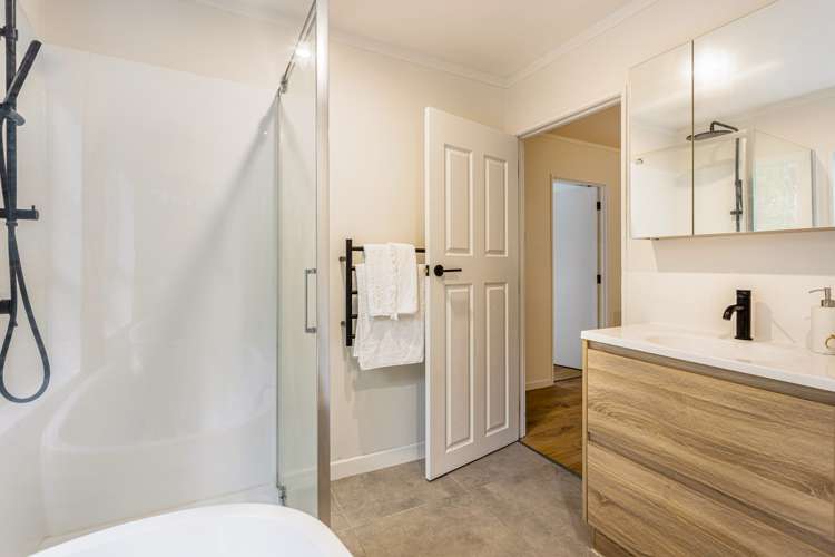 56 Tanekaha Road Titirangi_21