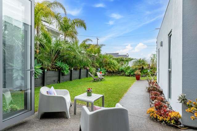 7 Merani Street Narrow Neck_3