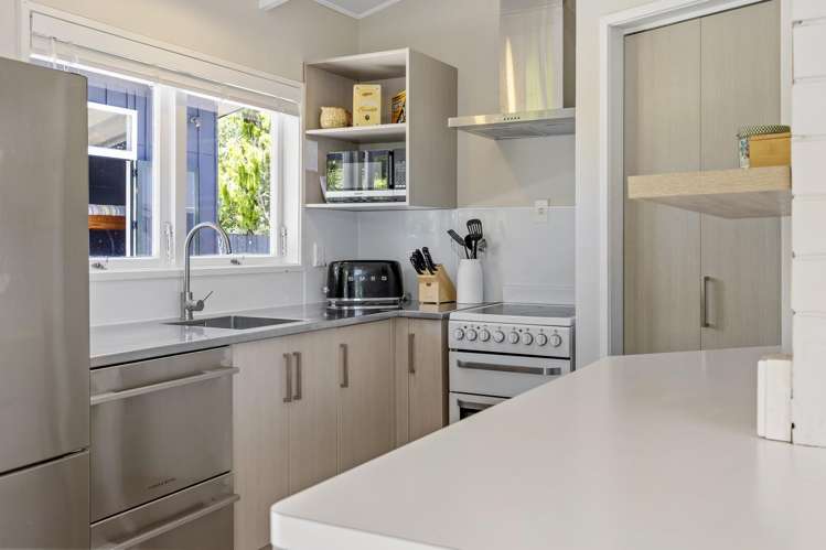 166 State Highway 1 Waitahanui_11