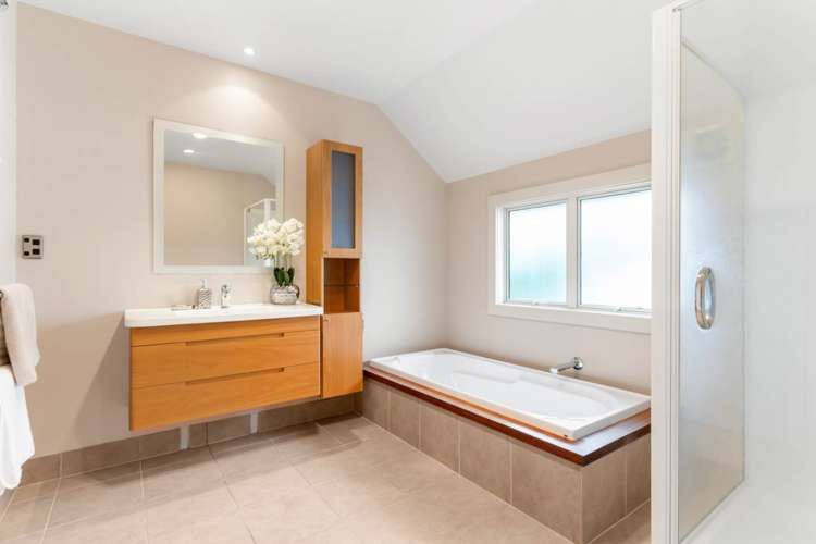 114 Ocean View Road Oneroa_9