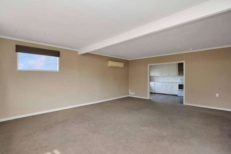 111 Creek Road Allenton_10