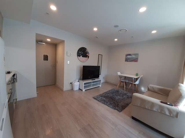 75 Victoria Street West 10015_3