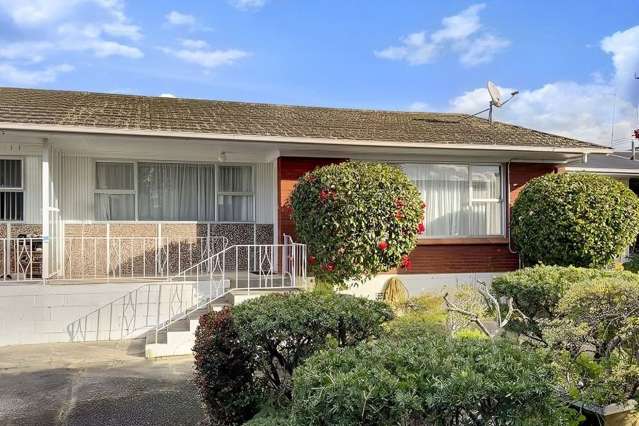 Renovated 3-bedroom single-level home in Avondale