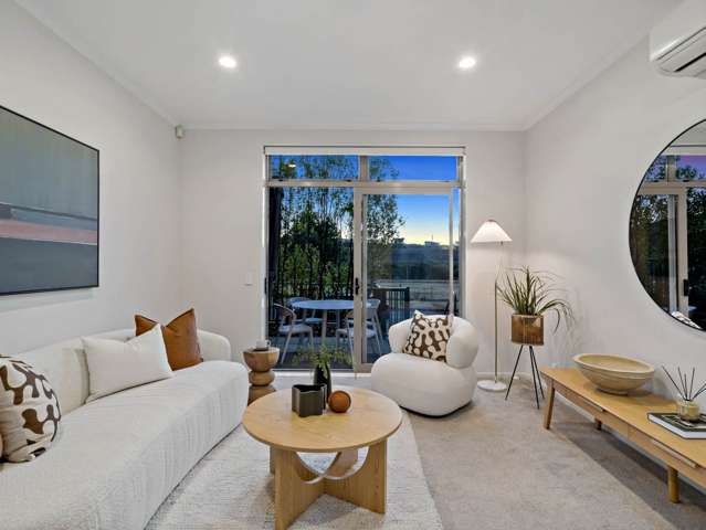 Spacious Modern Family Home in Prime Stonefiel...