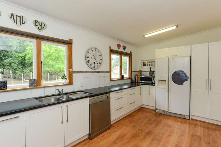 1633 Ngahape Road Central Hawkes Bay Country_5