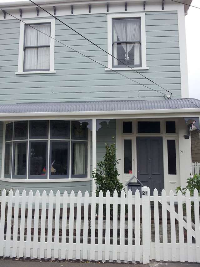 Tidy 5 Bedroom home at a great location