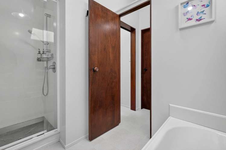20 Albatross Road Red Beach_18