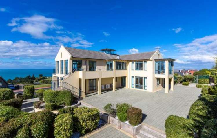 6 Highgrove Saint Clair_0